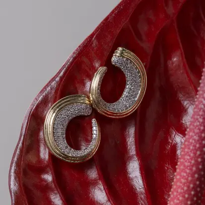 Brinco microcravejado Zircônia