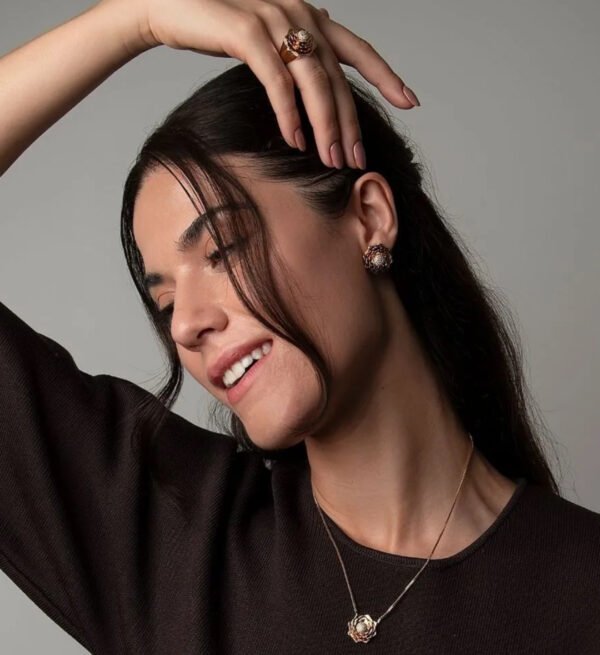 Conjunto Shine Bloom - Dourado Zirconia Incolor