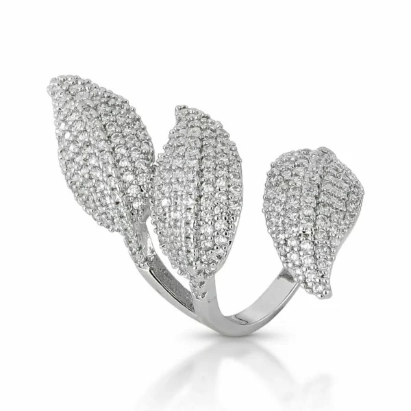 Anel Três Folhas Cravejadas em Zircônias Cristais