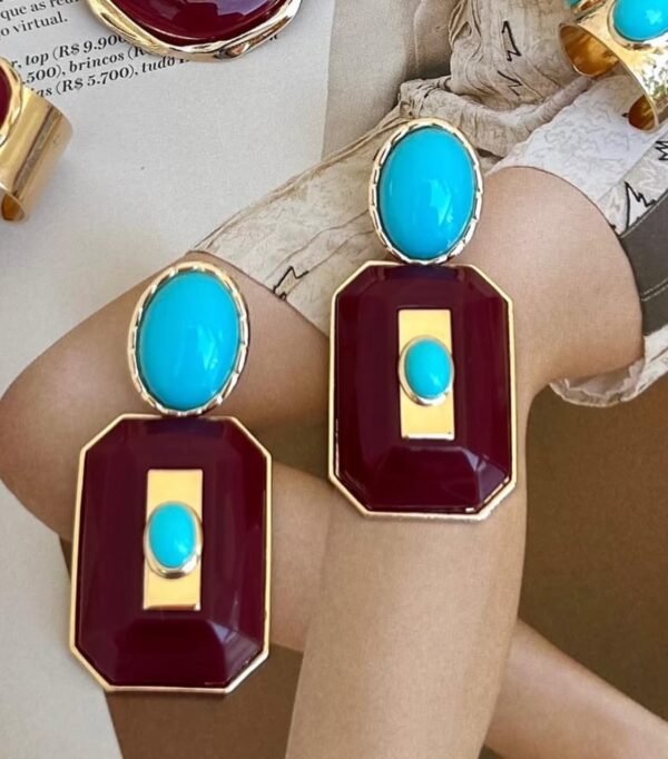 Brinco Turquesa e Borgonha Banhado Ouro 18k
