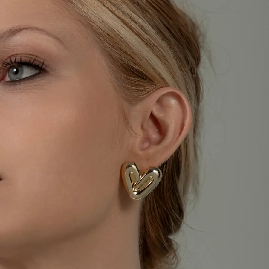 Brinco coração eletroformação